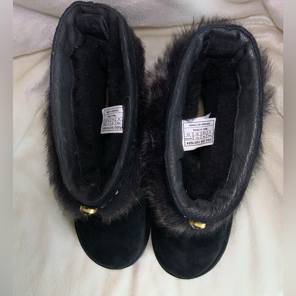 NEW UGG black suede boots with real lamb fur and rhinestones NWOT Women size 6 - Picture 7 of 10